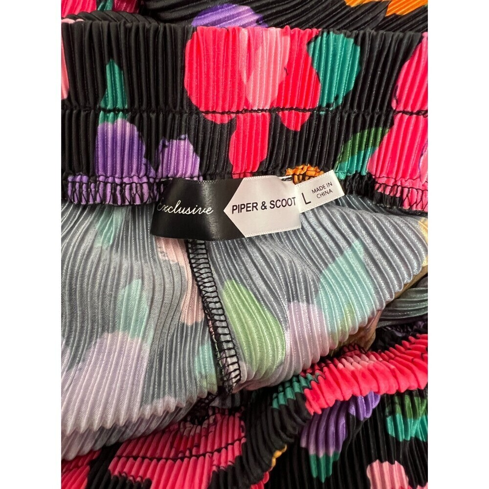 Piper and Scoot Women Multi Two Piece Set Size L/XL Plisse Flower Power - Picture 8 of 9